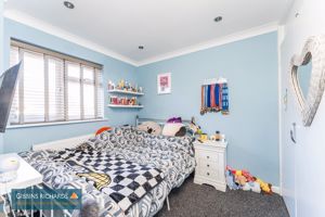 Bedroom- click for photo gallery